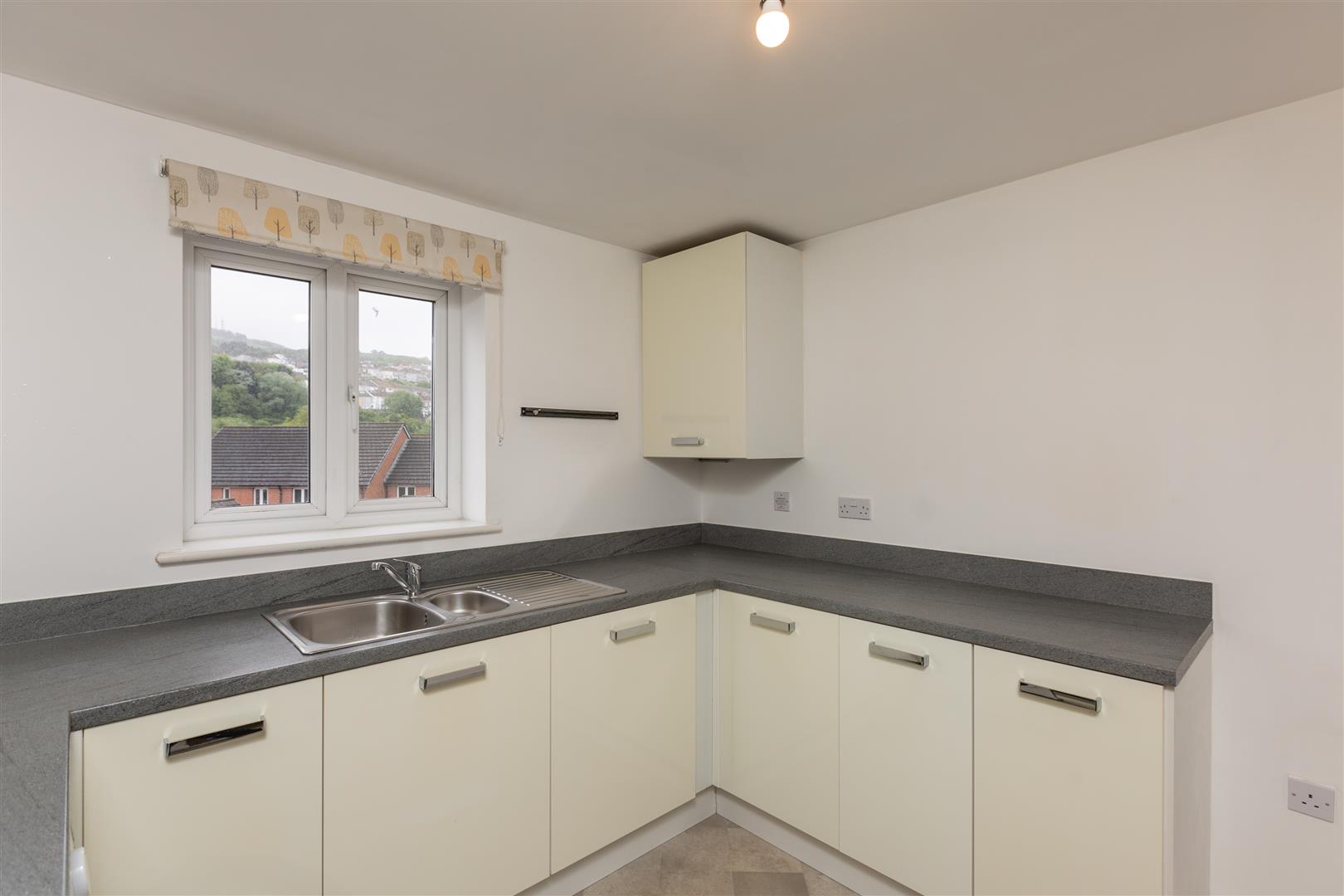 New Cut Road, Swansea, SA1 2DL